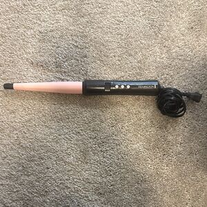 Remington Black Styling Tool